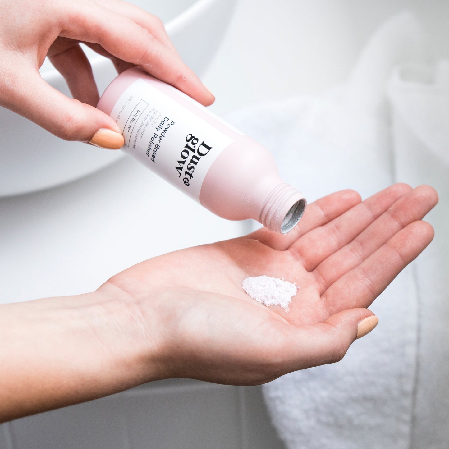 Powder Based Daily Polisher - Dust & Glow