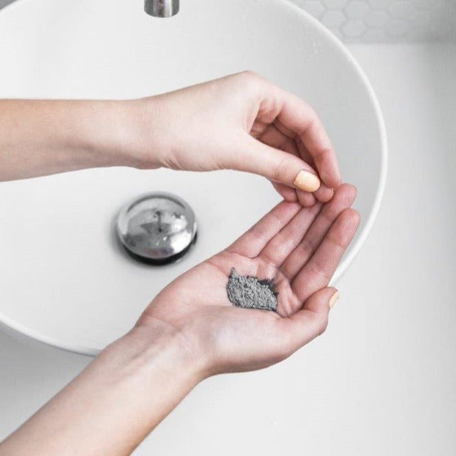 Powder Based Detox Cleanser & Mask - Dust & Glow