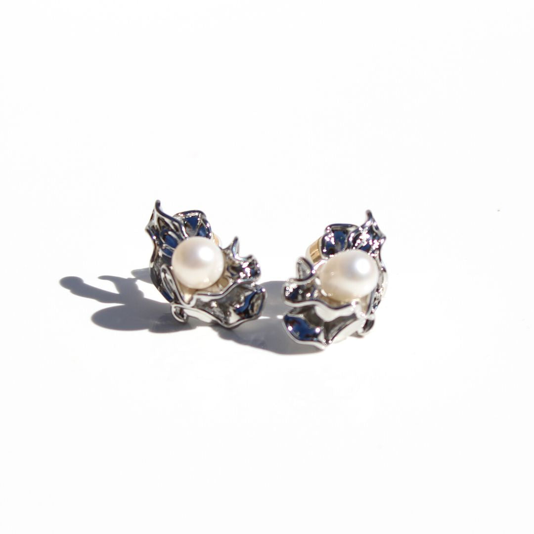 Earrings | Ruched Pearls