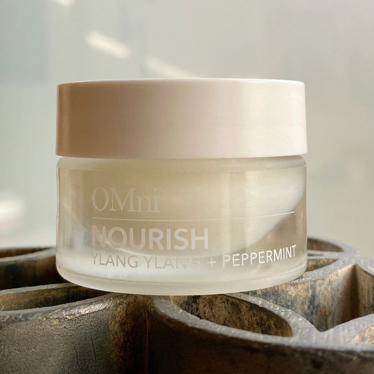 OMni Nourish natural multi-use balm for dry lips and skin #2