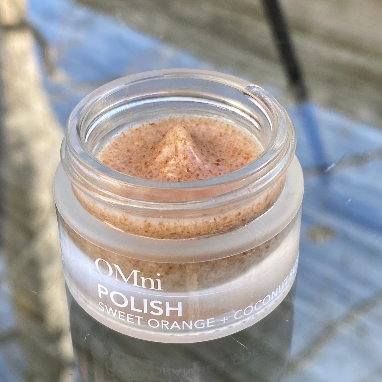 OMni Polish natural multi-use balm gently exfoliates dry lips and skin #3